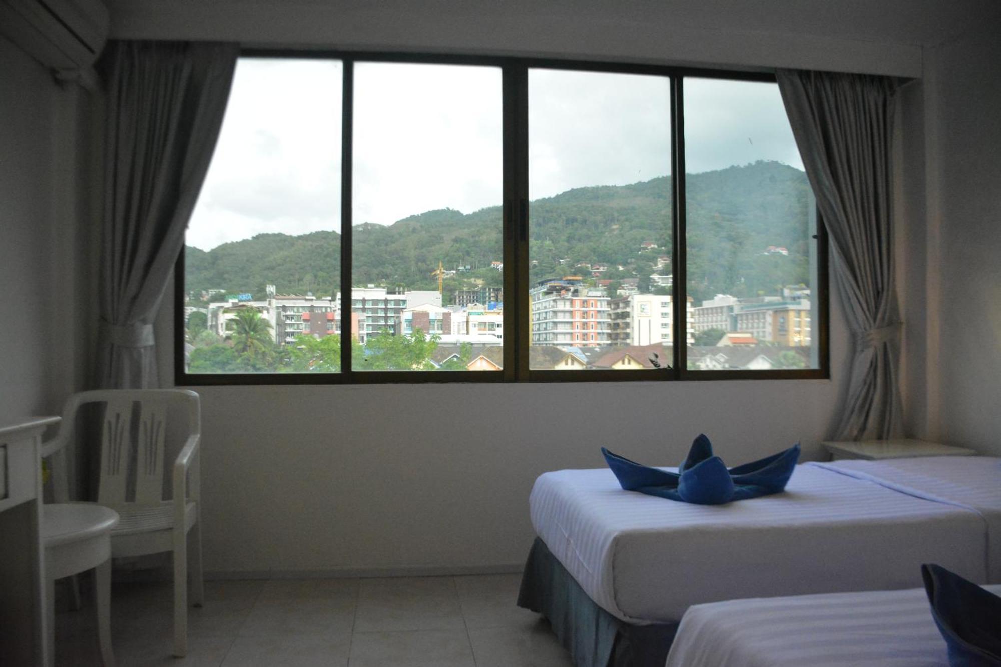 Chilli Salza Patong Hotel Exterior photo