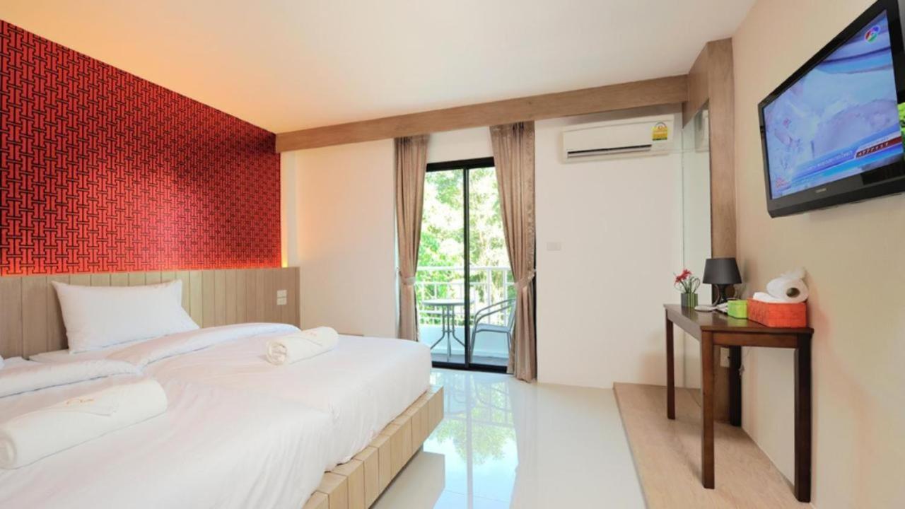 Chilli Salza Patong Hotel Exterior photo