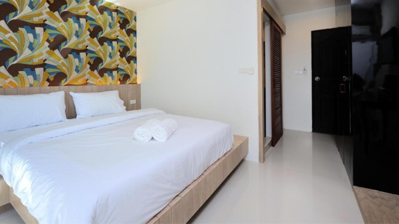 Chilli Salza Patong Hotel Exterior photo