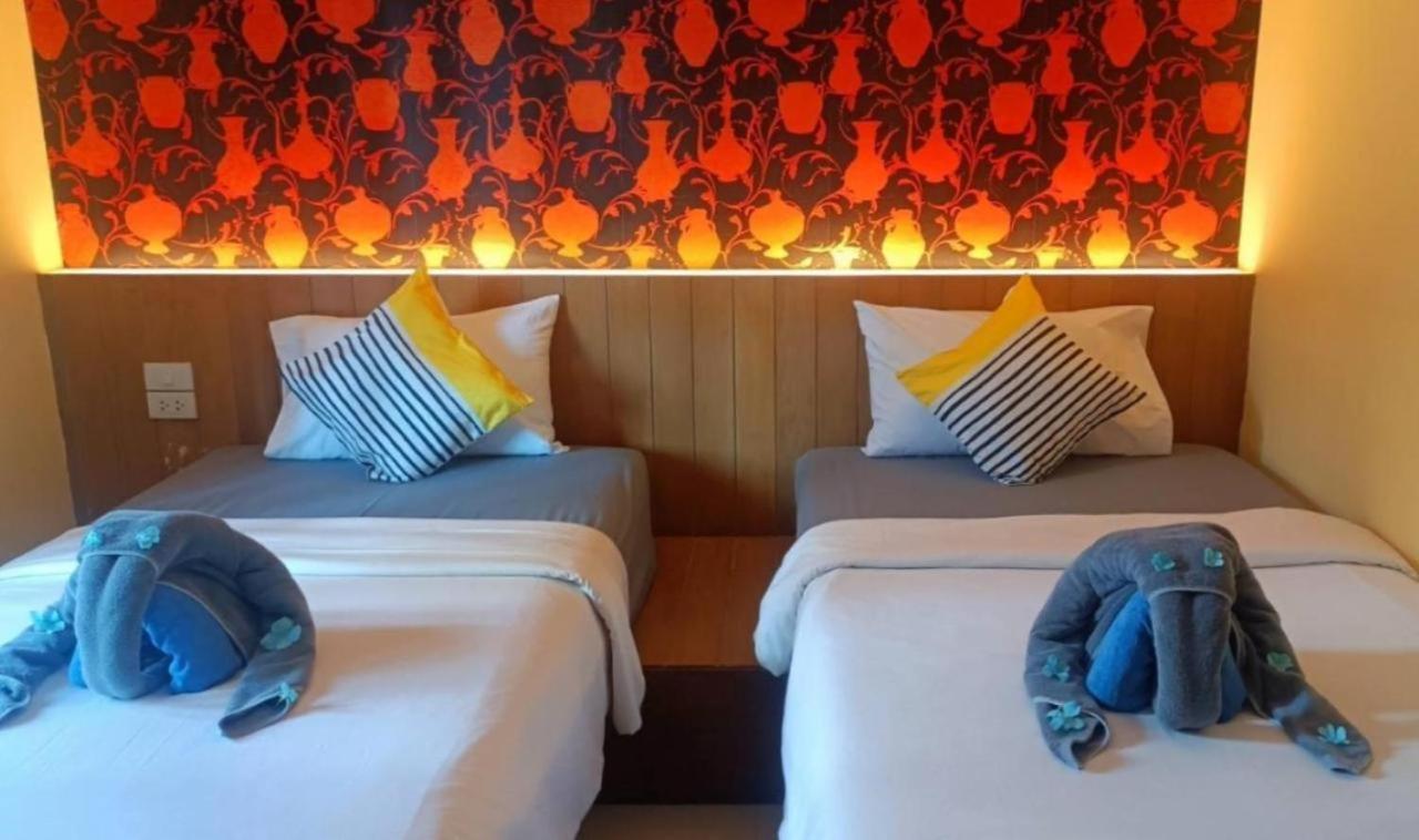 Chilli Salza Patong Hotel Exterior photo